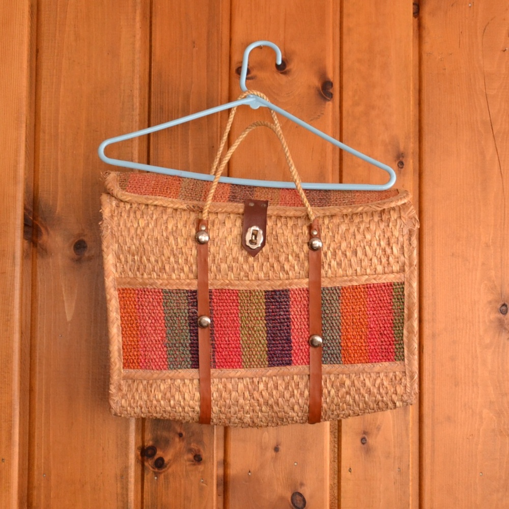 Vintage Wicker Picnic Bag